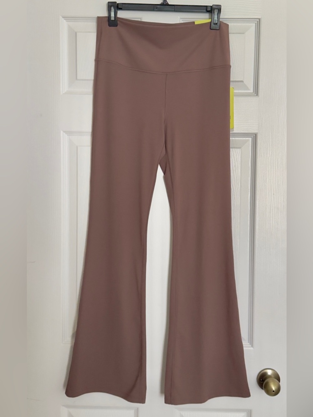 NWT All In Motion Everyday Soft Ultra High Rise Flared Legging XL Regular Length